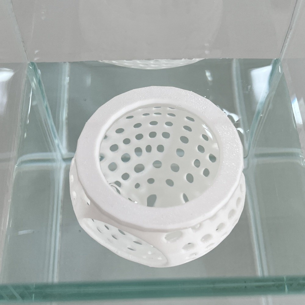 Aquarium Fish Food - 3Dプリント製フローティングフィッシュハンモック隠れ家、中空水槽休憩プラットフォーム、繁殖ハウス、プラスチックハンモック、給餌リング