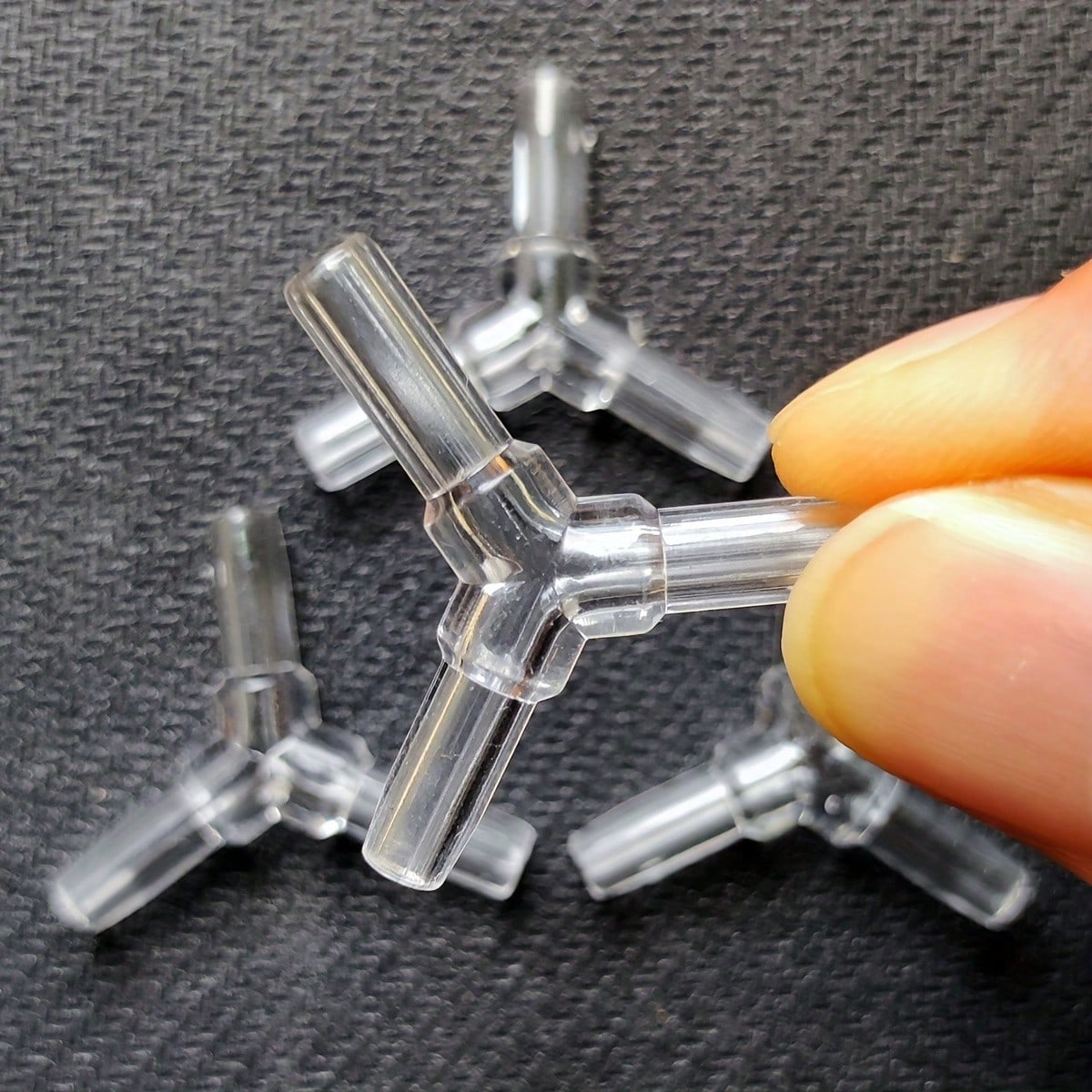 10個入り 4mm 透明プラスチック製水槽用「Y」型3方向エ - Aquarium Fish Youtube のレビューと価格